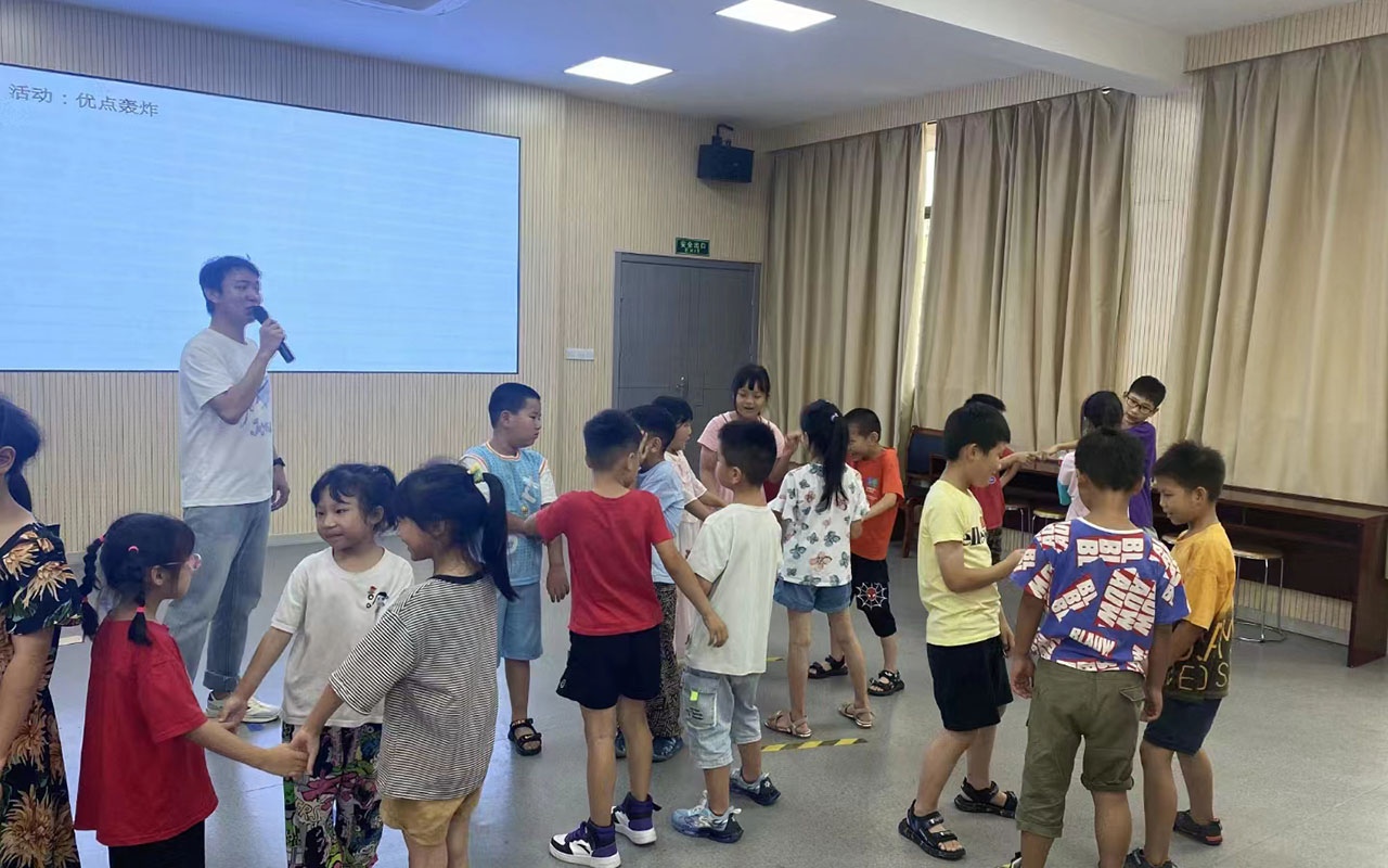 津市龙观乡中心学校